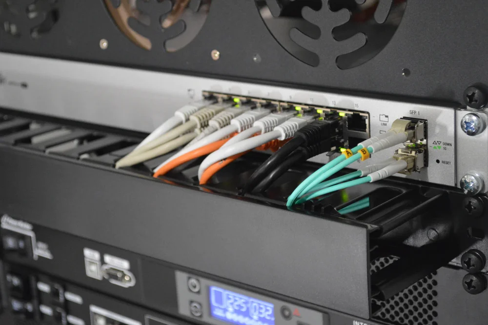Datainstallation och nätverksdragning